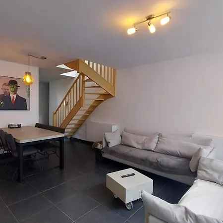 Apartment Penthouse George Nelson R-99 *